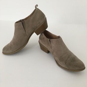 GAP ankle boots